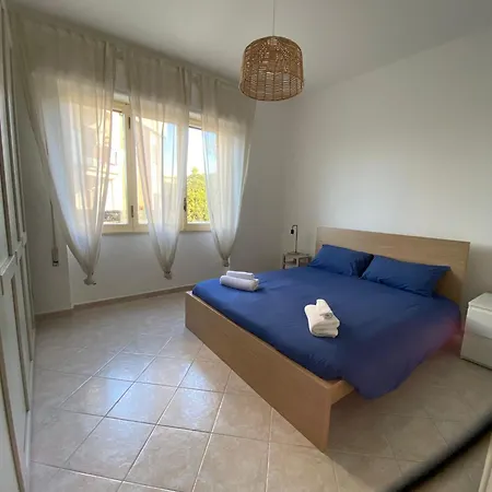 Interno 2 Vistamare