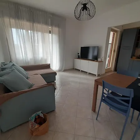 Interno 2 Vistamare